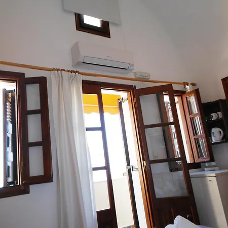 Argonaftes Guest house 3*